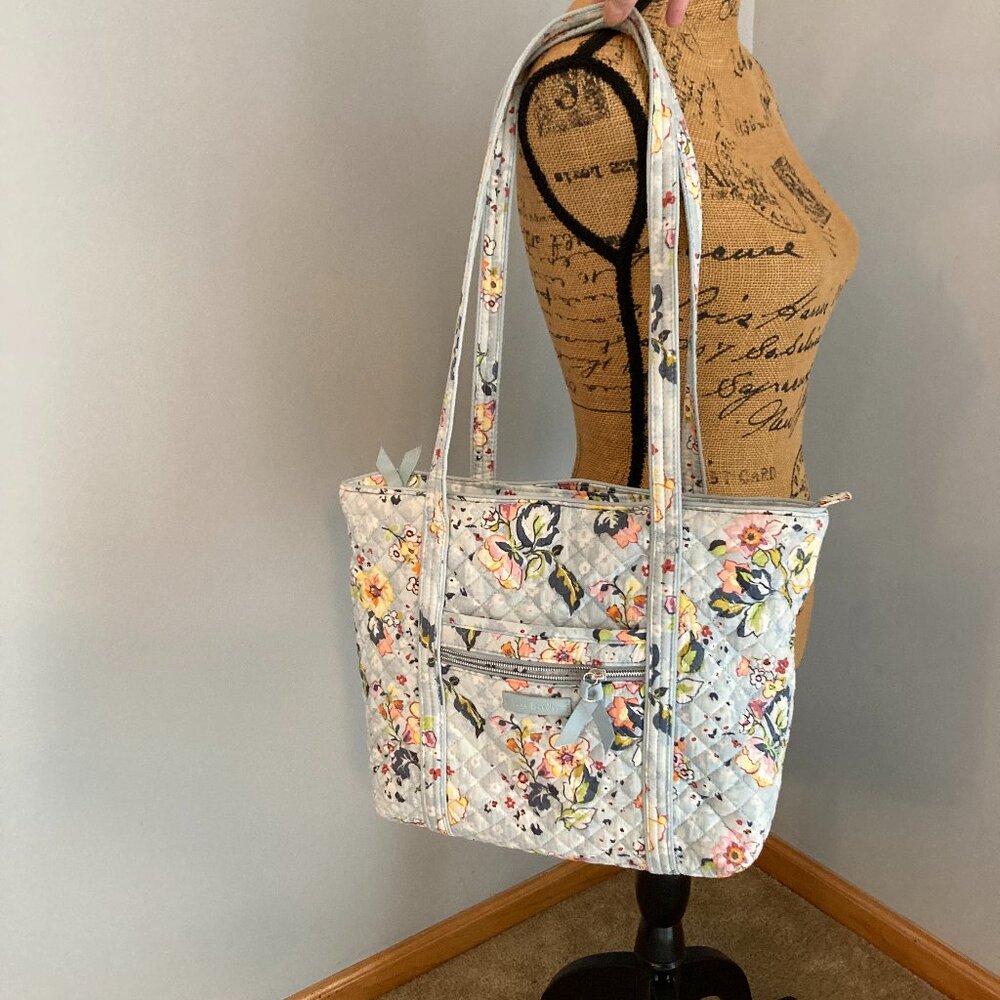 Vera Bradley Small Tote Bag Floating Garden Pastel Blue Floral